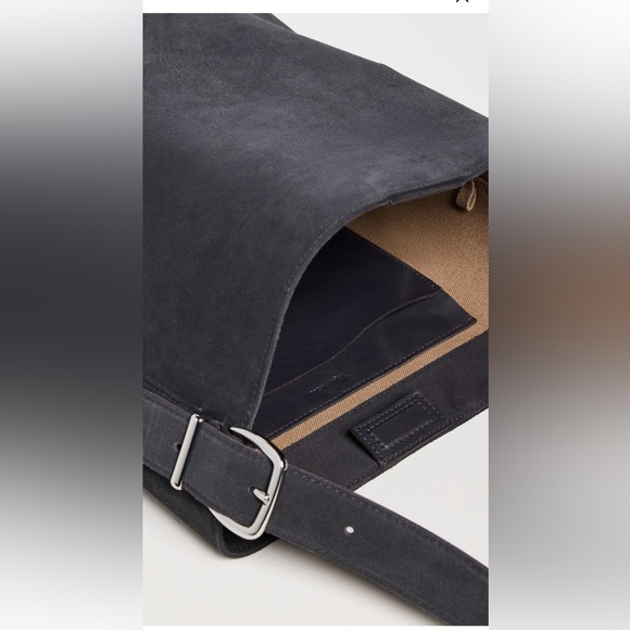 Madewell The Essential Bucket Tote in Suede - Picture 12 of 15